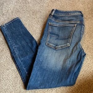 Hi-rise American Eagle jeggings
